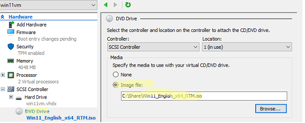 подключить установочный образ Windows 11 в виртуальный DVD
